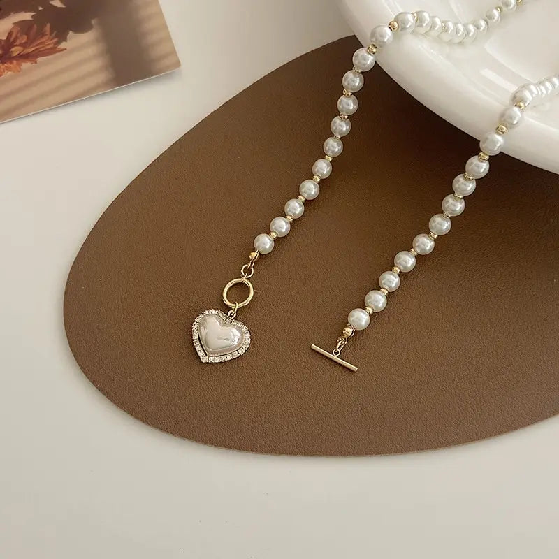 Elegant Pearl Heart Pendant Necklace – Women’s Luxury Imitation Pearl Chain