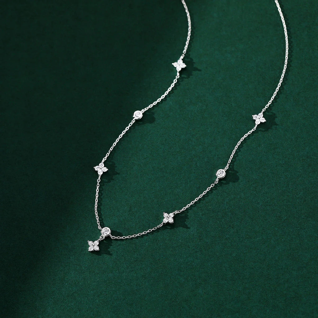 Four-Leaf Flower Zircon Chain Necklace – Women’s Light Luxury Choker