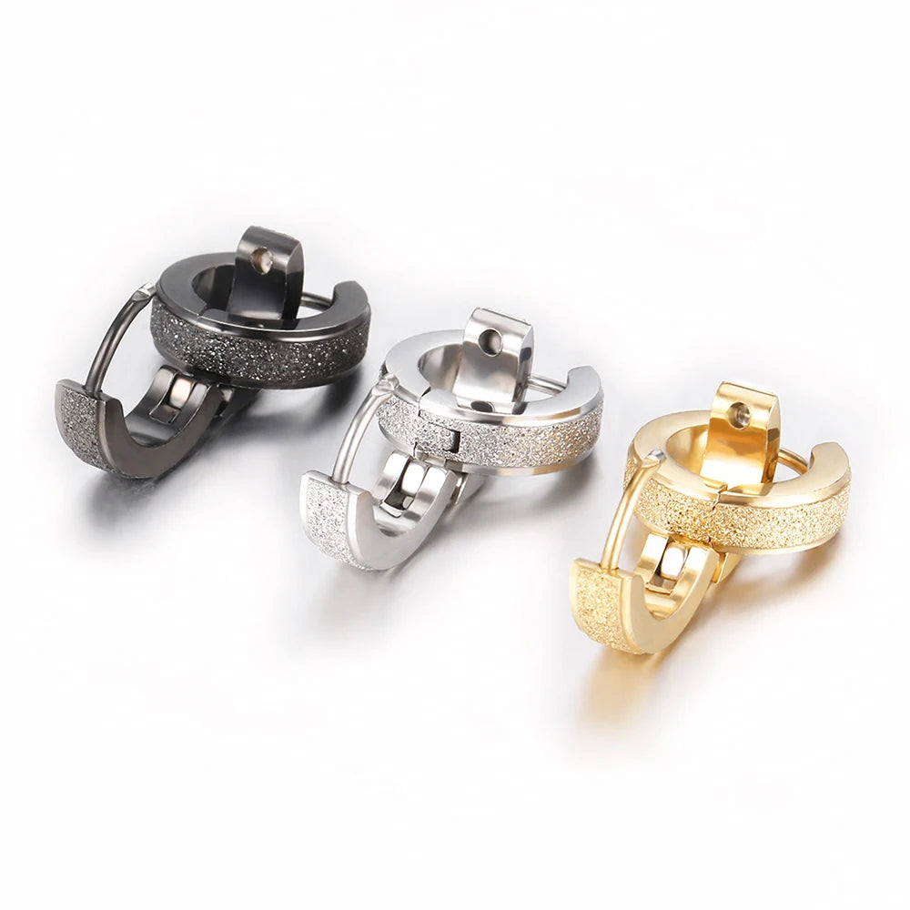 Men’s 18K Gold-Plated Stainless Steel Matte Hoop Earrings – Hypoallergenic & Durable