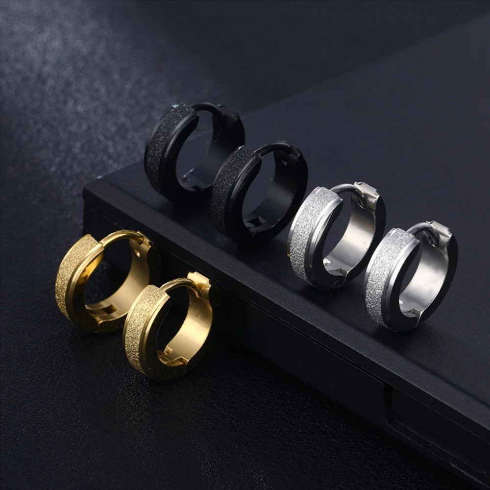 Men’s 18K Gold-Plated Stainless Steel Matte Hoop Earrings – Hypoallergenic & Durable