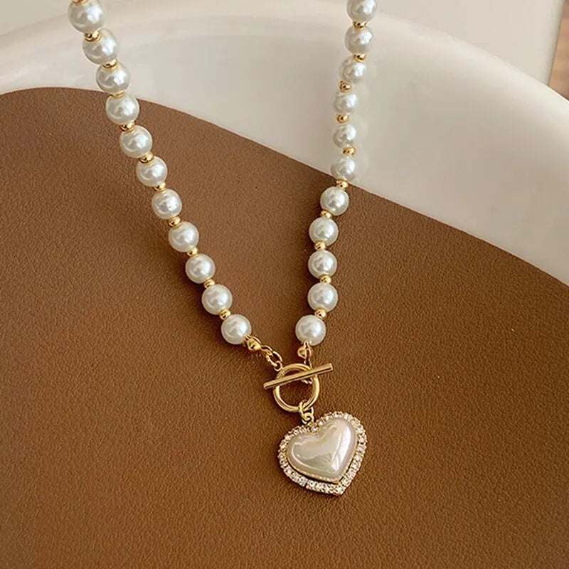 Elegant Pearl Heart Pendant Necklace – Women’s Luxury Imitation Pearl Chain